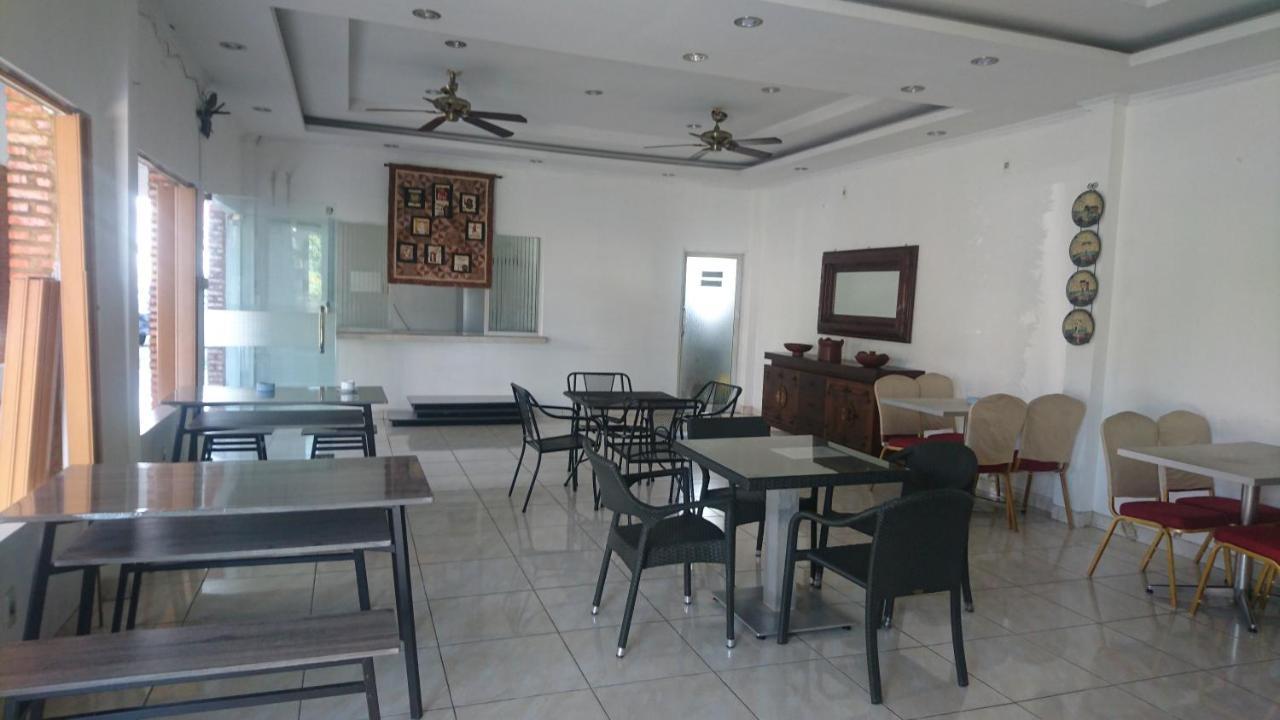 Liberty Homestay Parit  Exterior foto